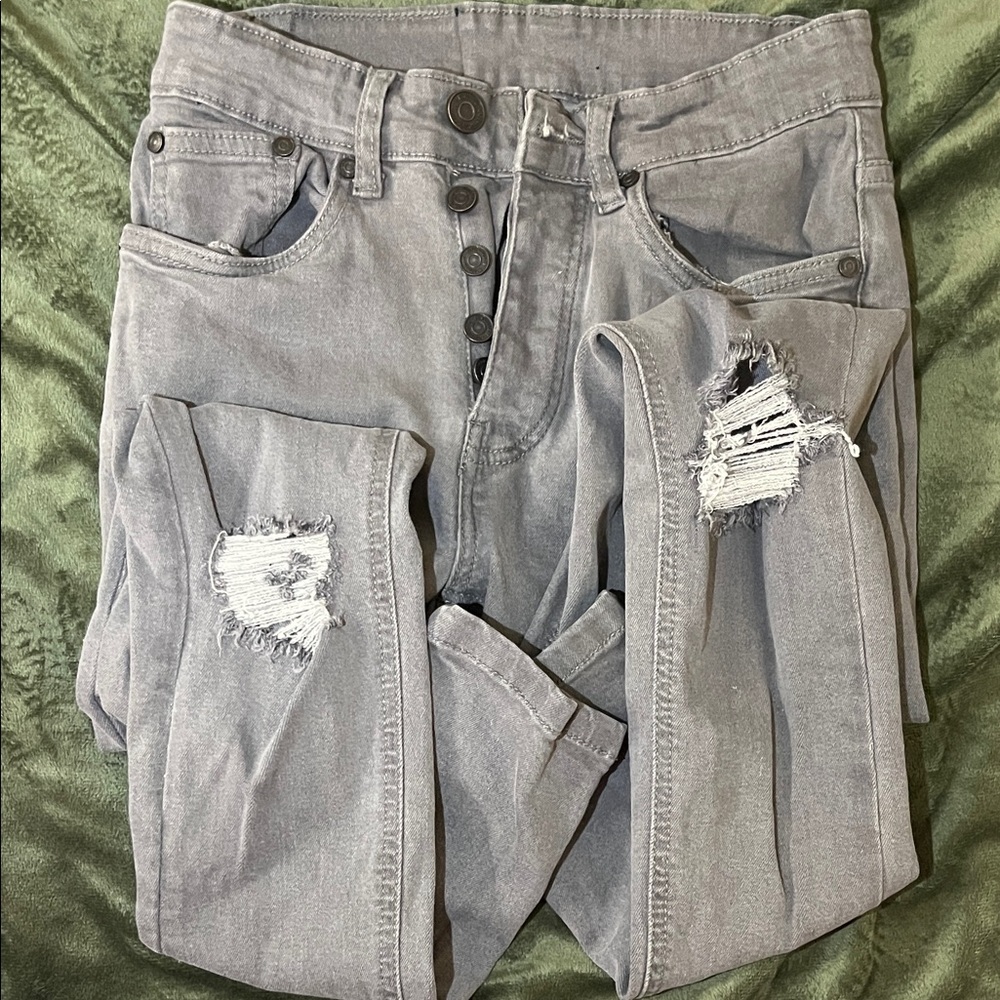 Trendy Gray Distressed Women's Skinny Jeans
